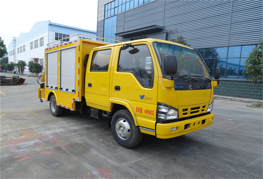 五十铃多功能带吊救险车